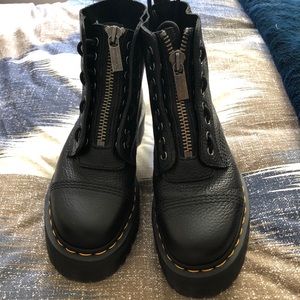 Dr. Martens Sinclair Bootie Size 8